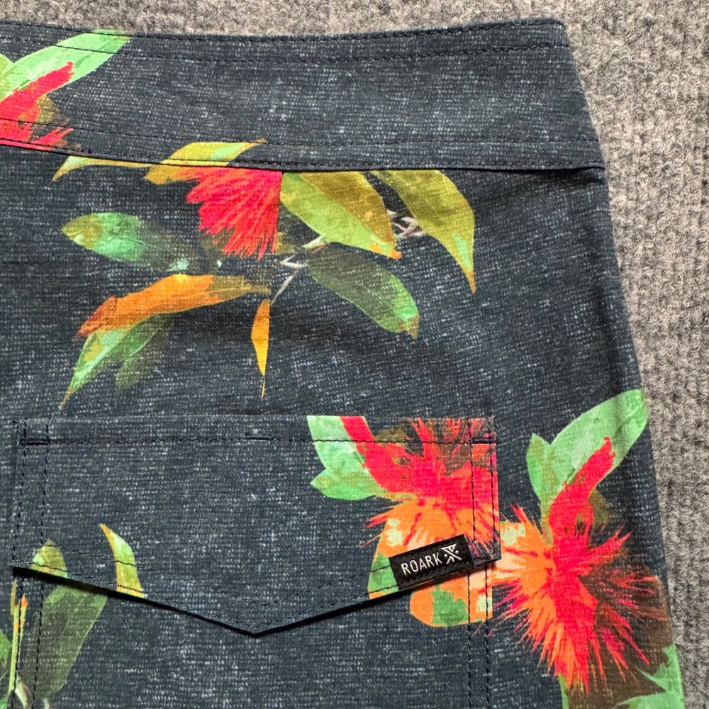 ROARK Passage Size 31 Boardshorts Men's Floral Hemp Blend Swimsuit Trunks Surfer - Picture 9 of 12